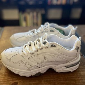 Danskin Athletic Shoes, White, Size 9